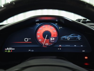 صورة 14 لـ 2026 Ferrari 12 CILINDRI