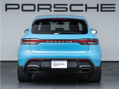 2022 Porsche MACAN photo 6