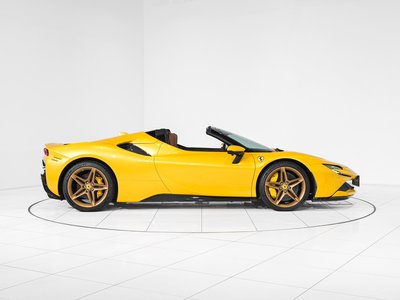 صورة 34 لـ 2022 Ferrari SF90 SPIDER
