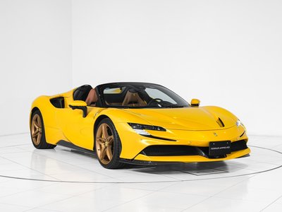 صورة 33 لـ 2022 Ferrari SF90 SPIDER