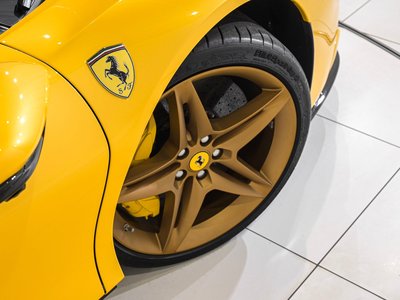 صورة 51 لـ 2022 Ferrari SF90 SPIDER