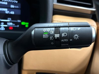 2025 Lexus LX thumbnail 58