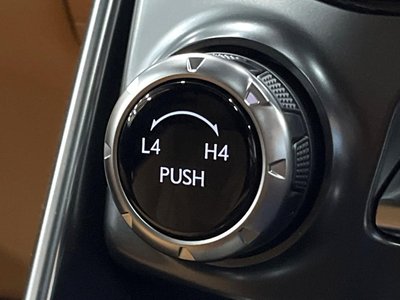 2025 Lexus LX thumbnail 41