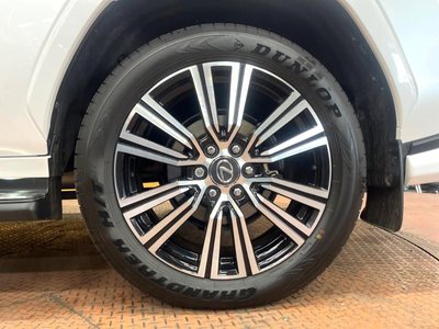 2025 Lexus LX thumbnail 21