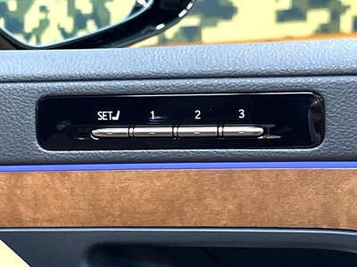 2025 Lexus LX thumbnail 64