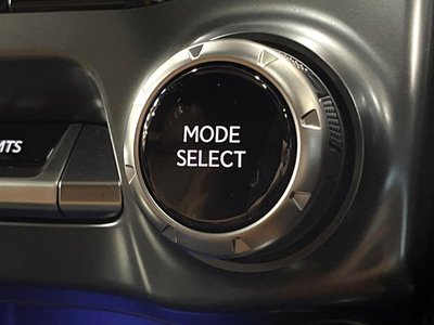 2025 Lexus LX thumbnail 37