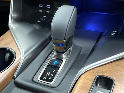 2025 Lexus LX thumbnail 42