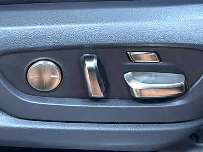 2025 Lexus LX thumbnail 65