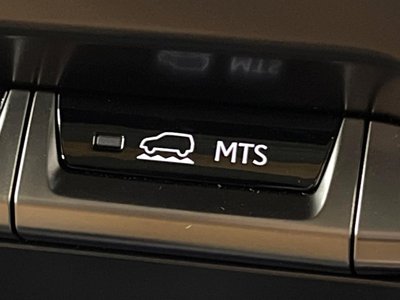 2025 Lexus LX thumbnail 36