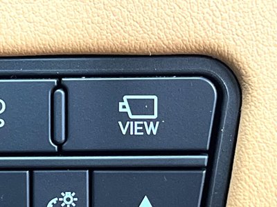 2025 Lexus LX thumbnail 59