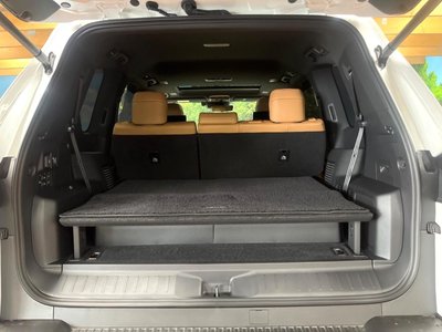 2025 Lexus LX thumbnail 22