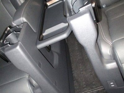 2025 Toyota ALPHARD — фото 19
