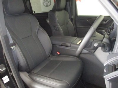 2025 Toyota ALPHARD — фото 16