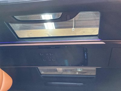 2025 Toyota VELLFIRE photo 3