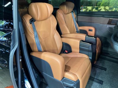 2025 Toyota VELLFIRE photo 11