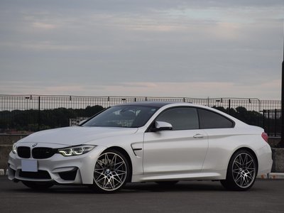 2019 BMW M4 COUPE photo 3