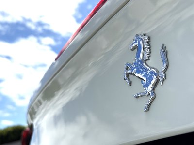 صورة مصغرة 38 لـ 2018 Ferrari 488 SPIDER
