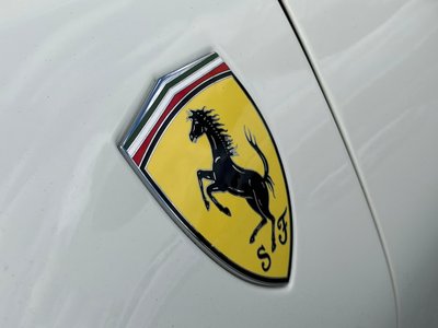 2018 Ferrari 488 SPIDER — фото 12