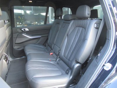 2022 BMW X7 照片 15