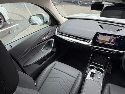 صورة مصغرة 30 لـ 2023 BMW X1