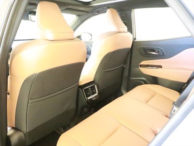 صورة 25 لـ 2025 Toyota CROWN SPORT