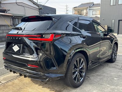 صورة 17 لـ 2022 Lexus NX