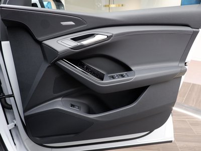 2025 AUDI Q6 E-TRON 照片 103