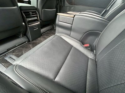 صورة 38 لـ 2024 Toyota VELLFIRE