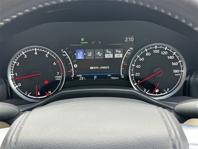 صورة 21 لـ 2021 Toyota LAND CRUISER 300
