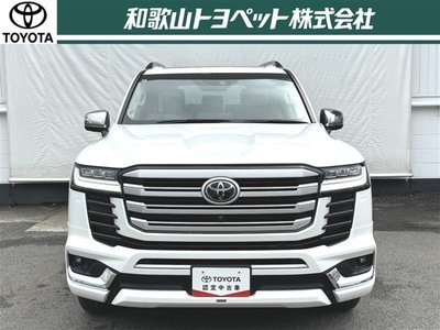صورة 38 لـ 2021 Toyota LAND CRUISER 300