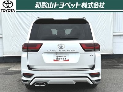 صورة 40 لـ 2021 Toyota LAND CRUISER 300