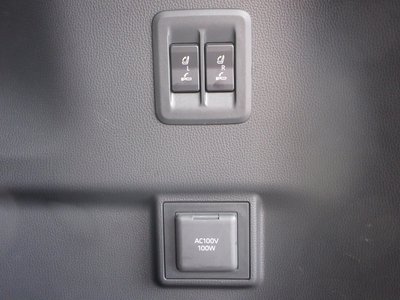 صورة 44 لـ 2024 Toyota LAND CRUISER 250