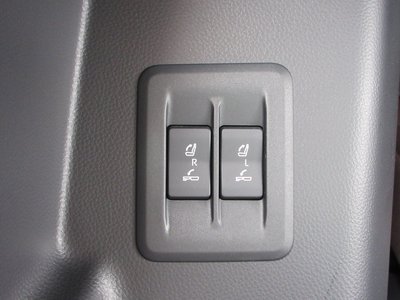 صورة 42 لـ 2024 Toyota LAND CRUISER 250