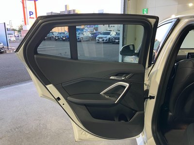 2025 BMW IX2 thumbnail 57
