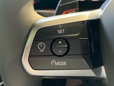 2025 BMW IX2 thumbnail 34