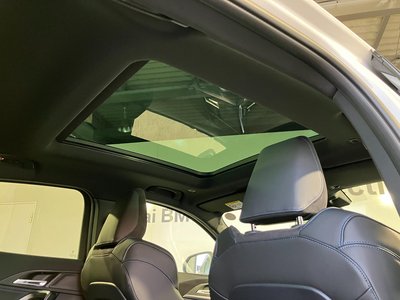 2025 BMW IX2 thumbnail 48