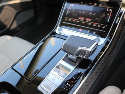 صورة مصغرة 5 لـ 2025 AUDI A8
