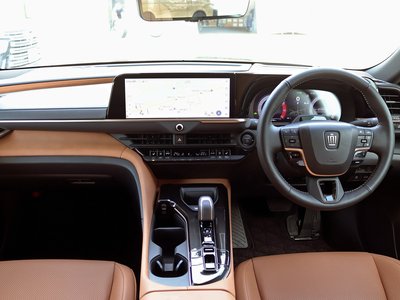 صورة 4 لـ 2025 Toyota CROWN SPORT