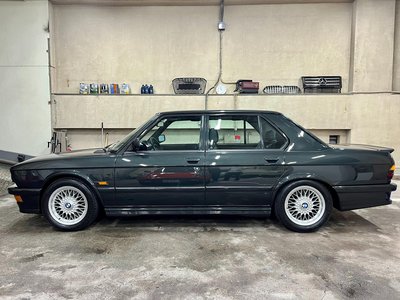 صورة 4 لـ 1988 BMW M5