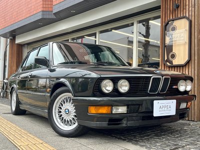 صورة 1 لـ 1988 BMW M5