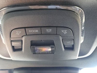 صورة 84 لـ 2022 Toyota CROWN CROSSOVER