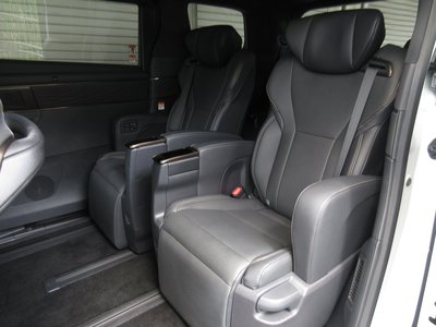 2024 Toyota ALPHARD 照片 13