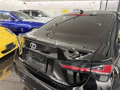 صورة 17 لـ 2019 Lexus RC