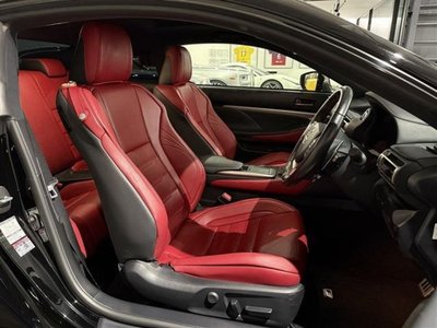 صورة 8 لـ 2019 Lexus RC