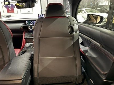 صورة 23 لـ 2019 Lexus RC