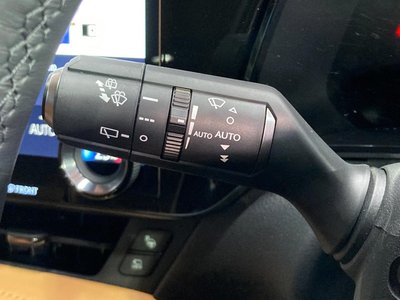 2025 Lexus NX thumbnail 52