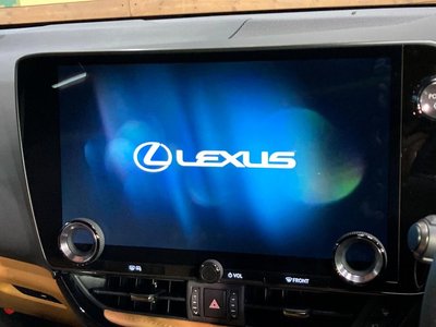 2025 Lexus NX photo 4
