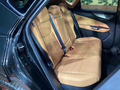 2025 Lexus NX photo 9