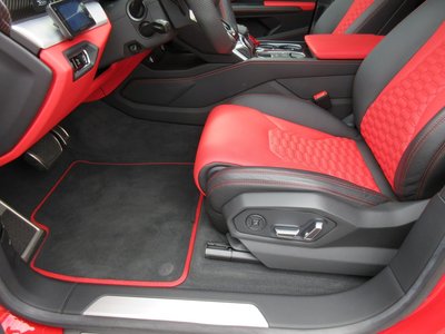 صورة 37 لـ 2019 Lamborghini URUS