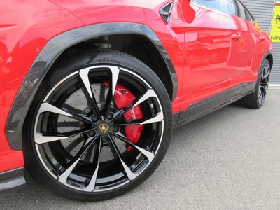 صورة 25 لـ 2019 Lamborghini URUS